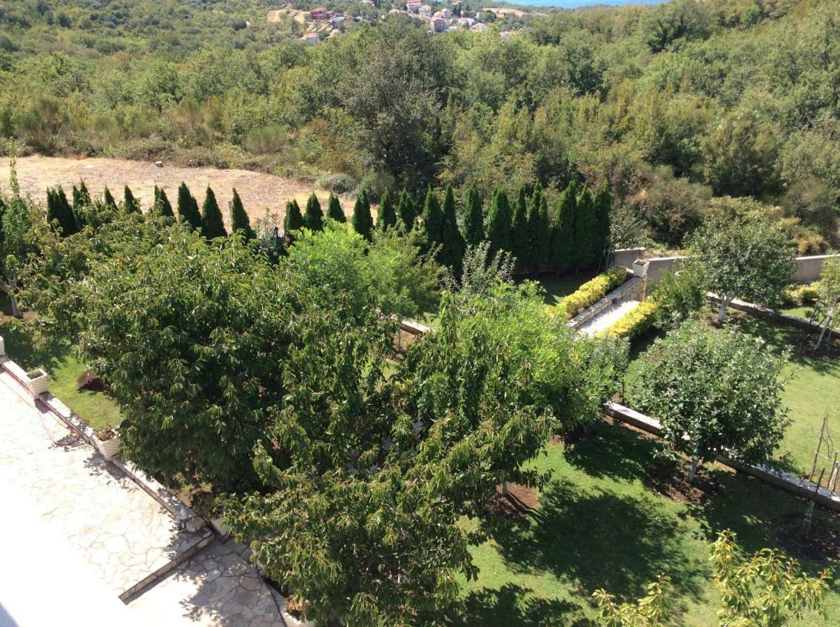 Ferienwohnung Vila Djordje Sveti Stefan Exterior foto
